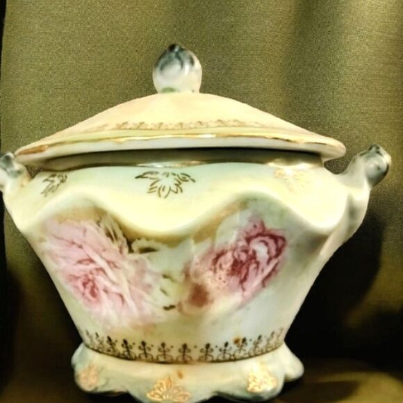 Sugar Bowl  Limoges France  Hand Painted Signed With/Lid - Picture 1 of 15